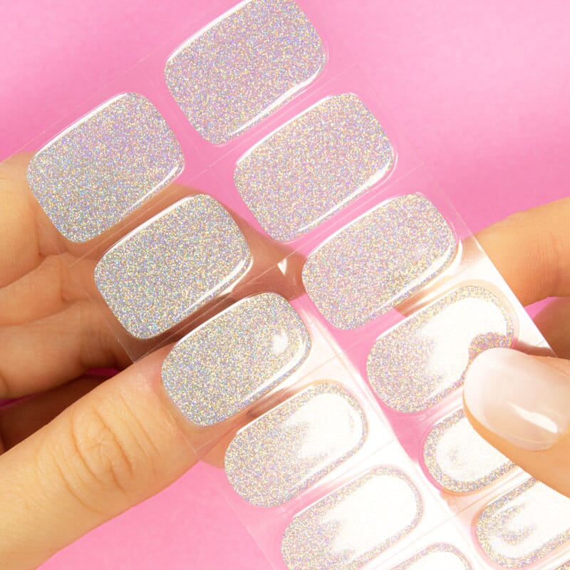 IN PRODUCTION Gel Strips Semi-Cured Nail Wraps 76 Gel Nail Wraps MoYou London