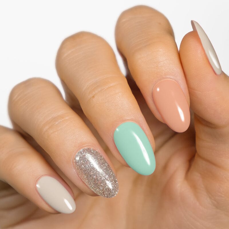 Gel Nail Strip ★ Pillow Fight Gel Nail Strips MoYou London