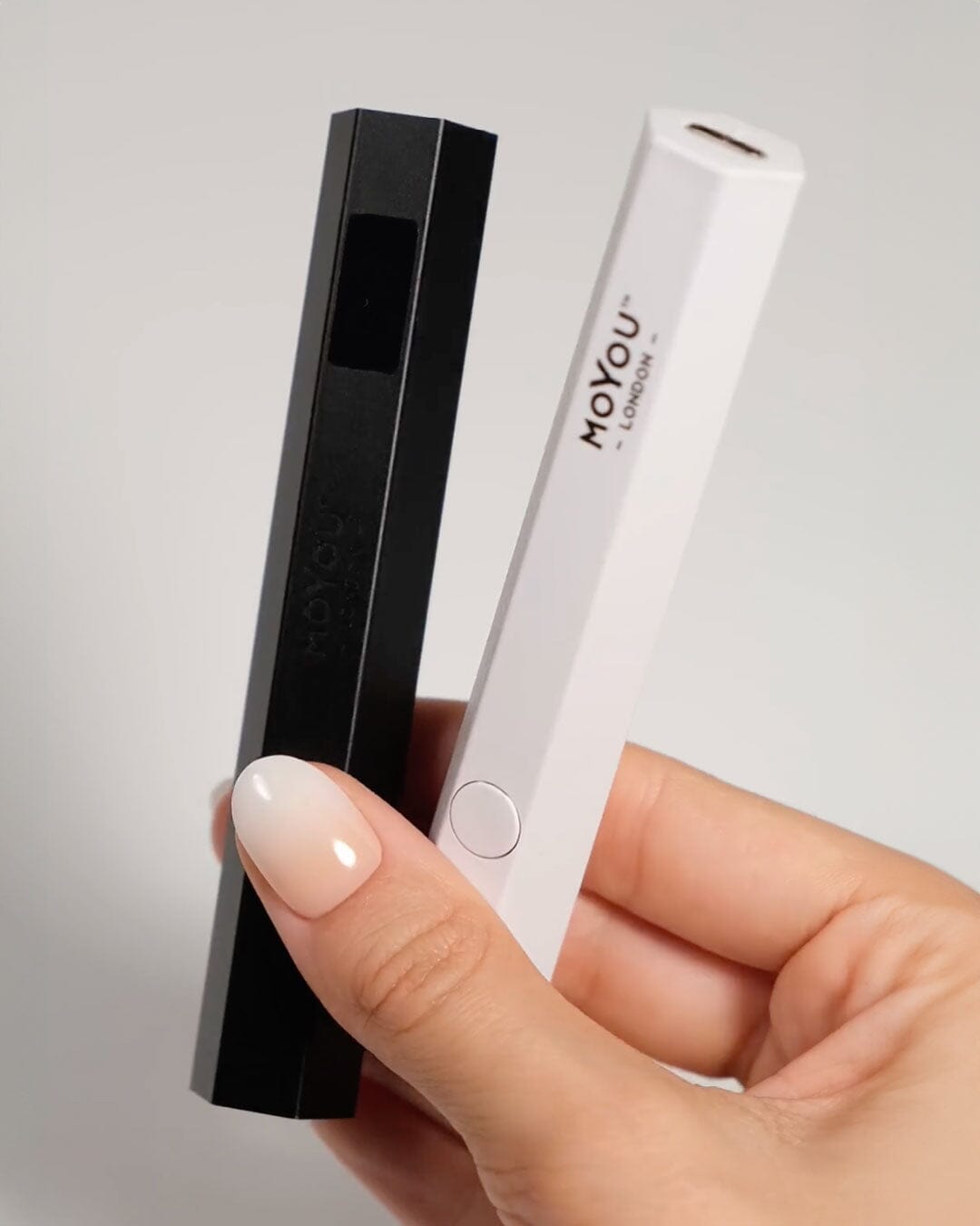 PEN LED/UV Lamp ★ BLACK Gel Polish MoYou London