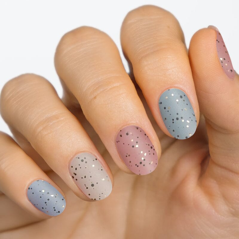 Gel Nail Strip ★ Milkshake Vibes Gel Nail Strips MoYou London 