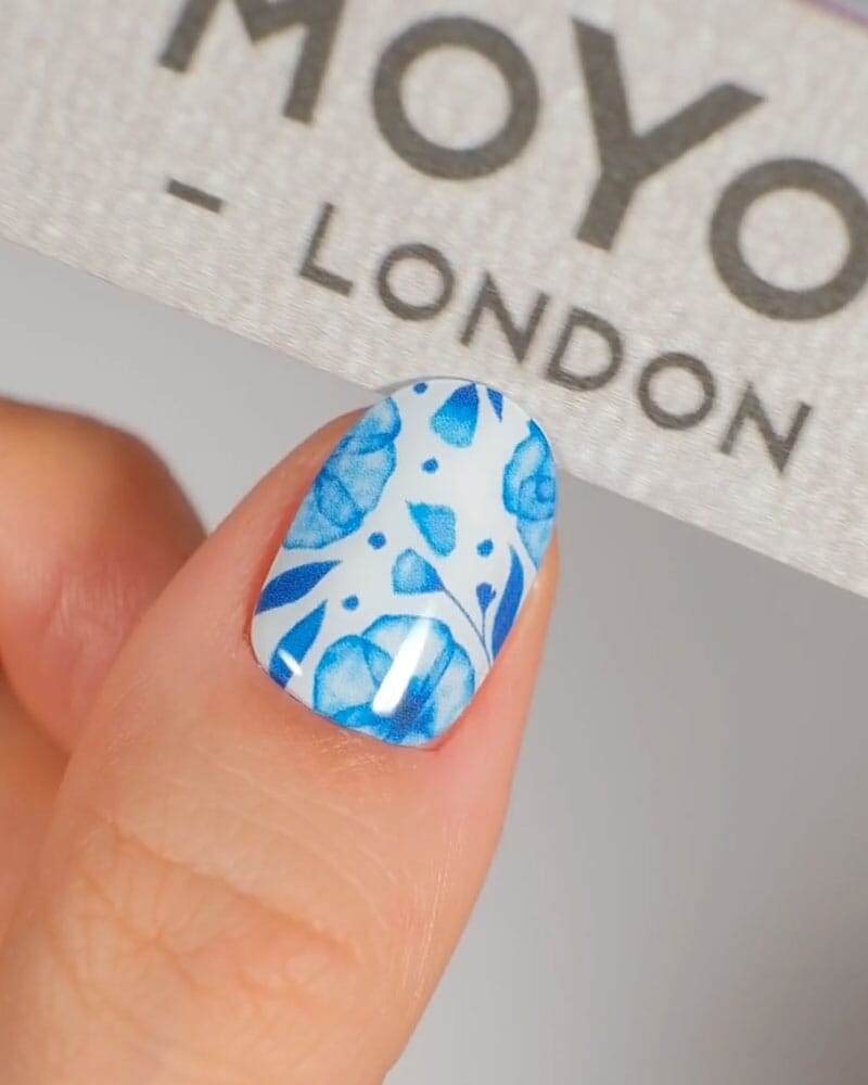 Gel Nail Strip ★ @rebekahxpritchard 04 Gel Nail Strips MoYou London 